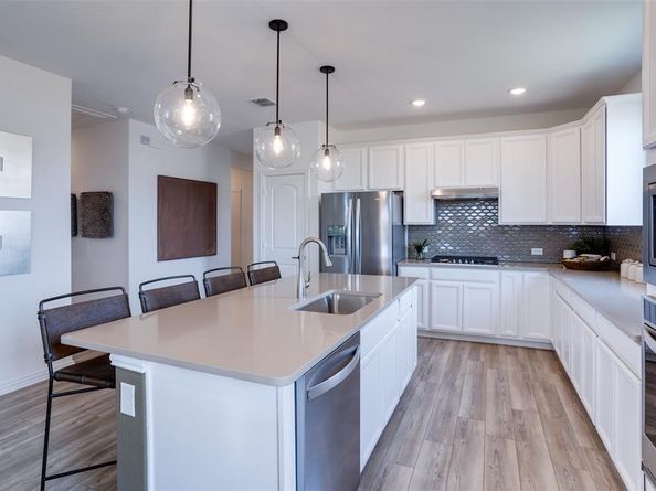 1817  Solstice Lane , Northlake Texas 76247