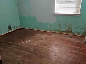 1708  Walmsley Avenue , Dallas Texas 75208