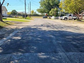 1708  Walmsley Avenue , Dallas Texas 75208