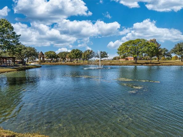 8001  Saint Fillans Lane , Rowlett Texas 75089