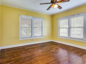 5100  Collinwood Avenue , Fort Worth Texas 76107