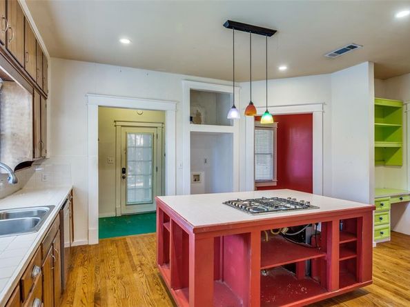 5100  Collinwood Avenue , Fort Worth Texas 76107