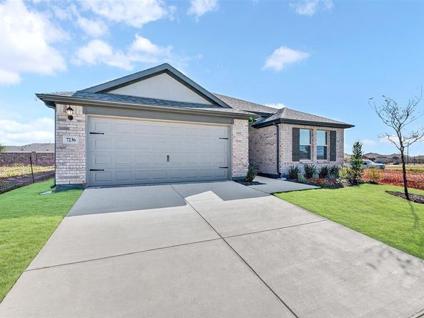 7236  Fairholt Road , Pilot Point Texas 76258