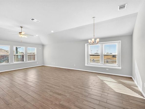 7236  Fairholt Road , Pilot Point Texas 76258