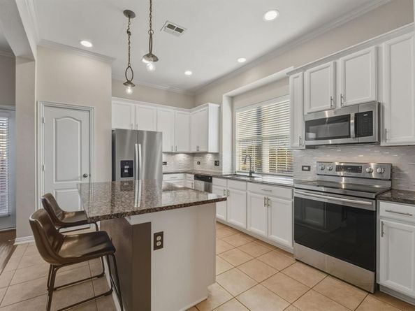 4027  Rome Court , Irving Texas 75038