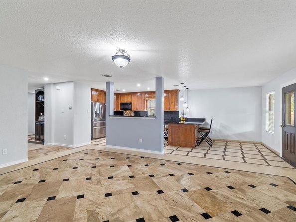 614  Pondview Drive , Cedar Hill Texas 75104