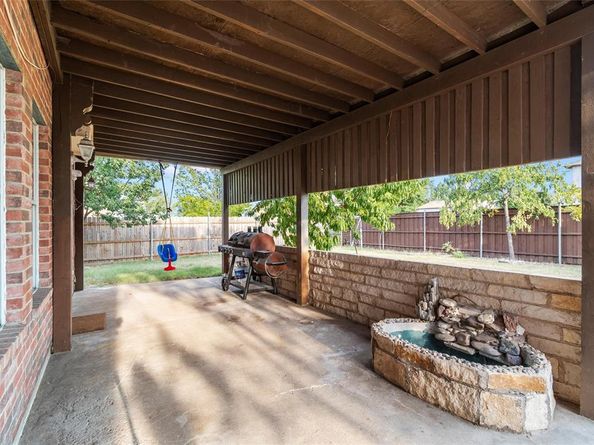 614  Pondview Drive , Cedar Hill Texas 75104