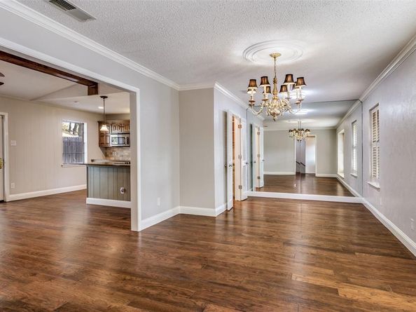 411  Washington Drive , Arlington Texas 76011