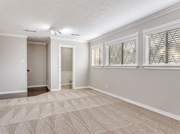 411  Washington Drive , Arlington Texas 76011