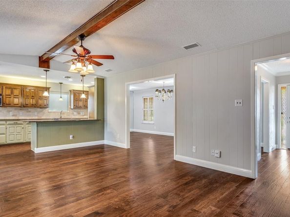 411  Washington Drive , Arlington Texas 76011