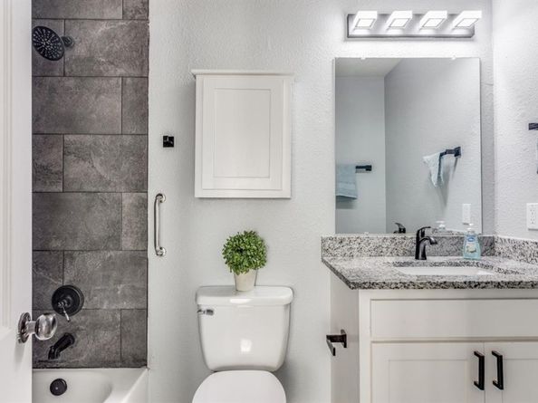 1909  Azalea Street , Denton Texas 76205