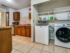 6102  Kelly Elliott Drive , Arlington Texas 76001