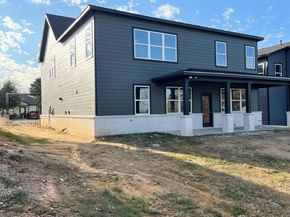 1402  Diceman Avenue , Dallas Texas 75203