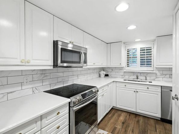 3119  Willowbrook Court , Garland Texas 75044