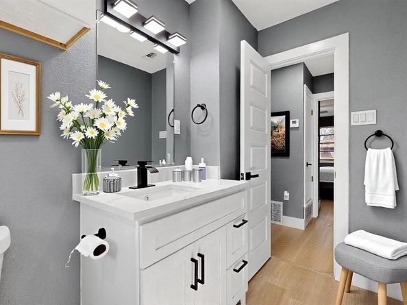 2358  Inca Drive , Dallas Texas 75216