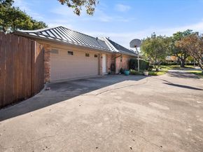 7009  Lake Louise Drive , Arlington Texas 76016