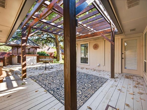 7009  Lake Louise Drive , Arlington Texas 76016