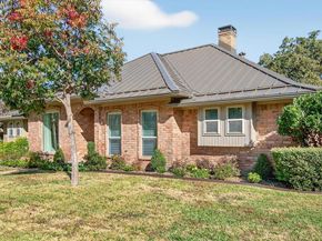 7009  Lake Louise Drive , Arlington Texas 76016