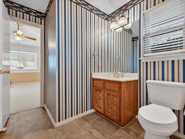 7009  Lake Louise Drive , Arlington Texas 76016