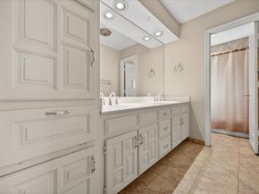 7009  Lake Louise Drive , Arlington Texas 76016