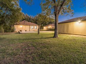 1835  Cedar Crest Boulevard , Dallas Texas 75203