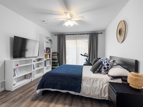 5106  Lakeridge Court , Garland Texas 75043