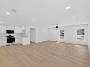 2219  Wilbur Street , Dallas Texas 75224