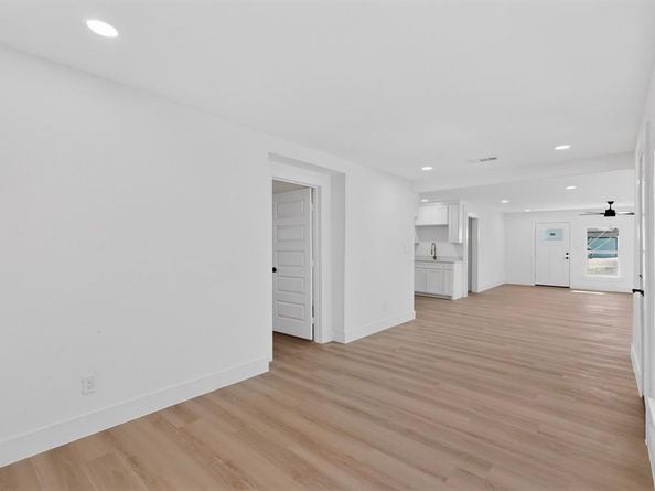 2219  Wilbur Street , Dallas Texas 75224