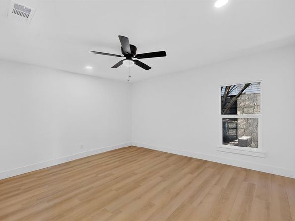 2219  Wilbur Street , Dallas Texas 75224