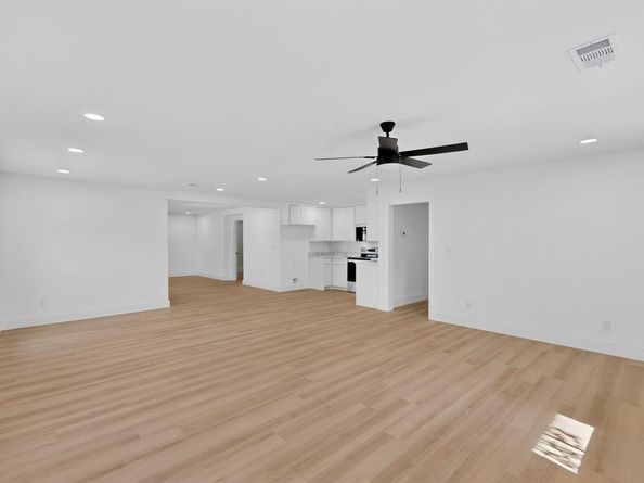 2219  Wilbur Street , Dallas Texas 75224