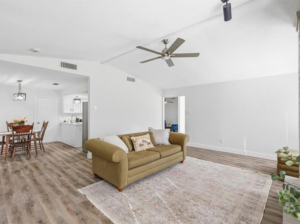 2005  Linda Lane , Richardson Texas 75081