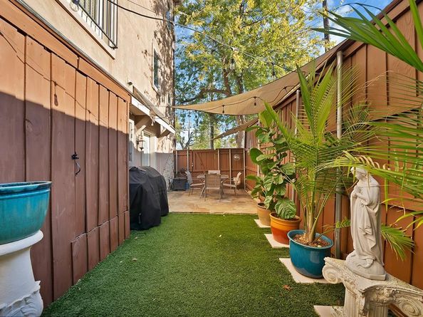 4515  Lafayette Street  1, Dallas Texas 75204