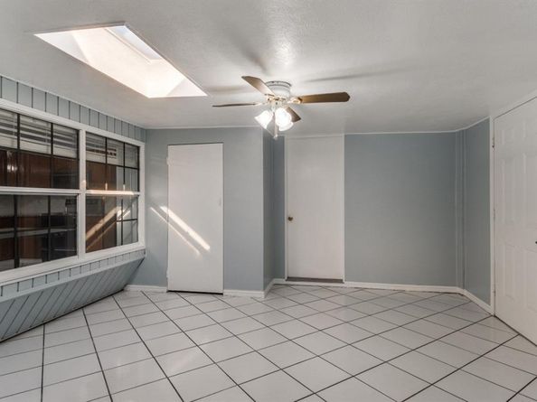 918  Lesa Lane , Garland Texas 75042