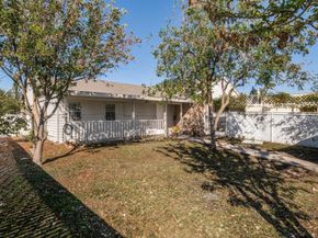 918  Lesa Lane , Garland Texas 75042