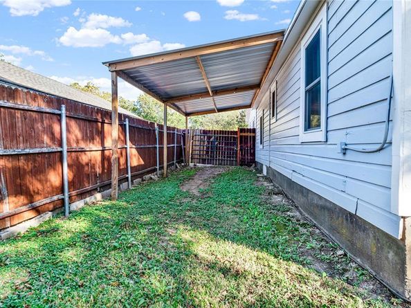 2916  Livingston Avenue , Fort Worth Texas 76110