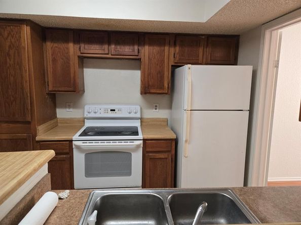 9823  Walnut Street  106, Dallas Texas 75243