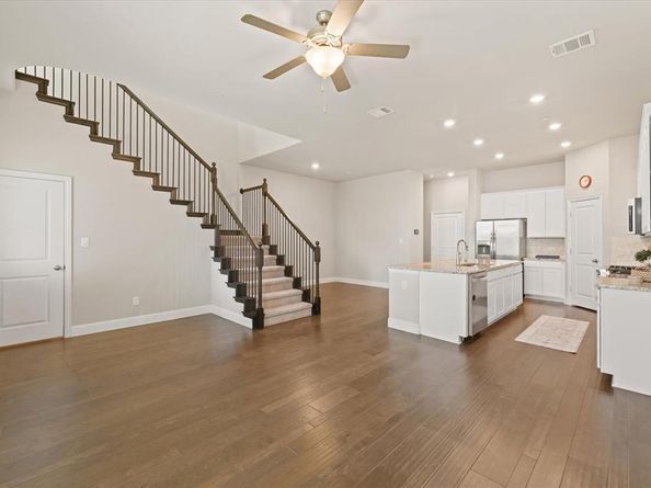 7401  Sunset Boulevard , Rowlett Texas 75088