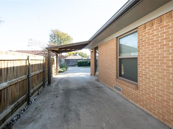 6660  Santa Anita Drive , Dallas Texas 75214