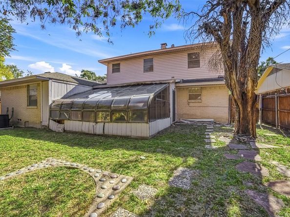 3921  Douglas Drive , Garland Texas 75041