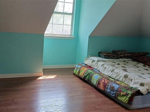 6049  Bent Creek Drive , Haltom City Texas 76137