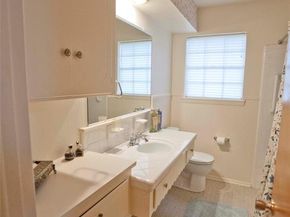 906  Sam Hill Street , Irving Texas 75062