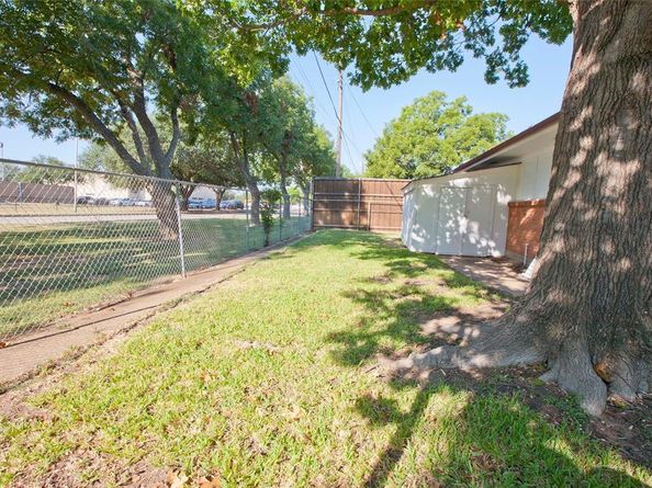 906  Sam Hill Street , Irving Texas 75062