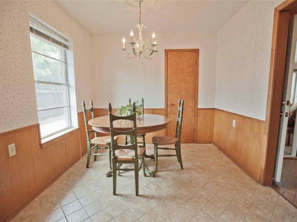 906  Sam Hill Street , Irving Texas 75062