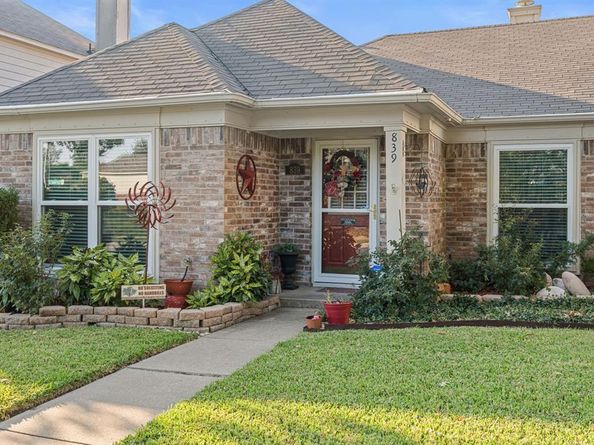 839  Sonora Lane , Grand Prairie Texas 75052