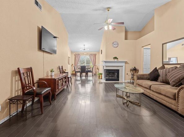 839  Sonora Lane , Grand Prairie Texas 75052