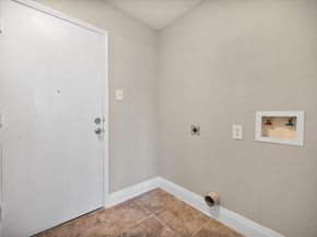 800  Green Heath Avenue , Fort Worth Texas 76120