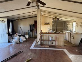 1658  Brookview Drive , Lancaster Texas 75146