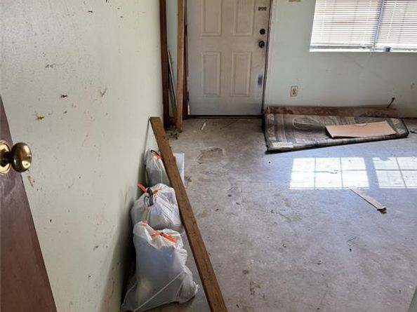 1658  Brookview Drive , Lancaster Texas 75146