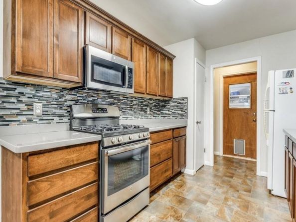1310  Kingsbridge Drive , Garland Texas 75040