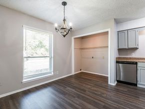 1108  Briar Court , Benbrook Texas 76126